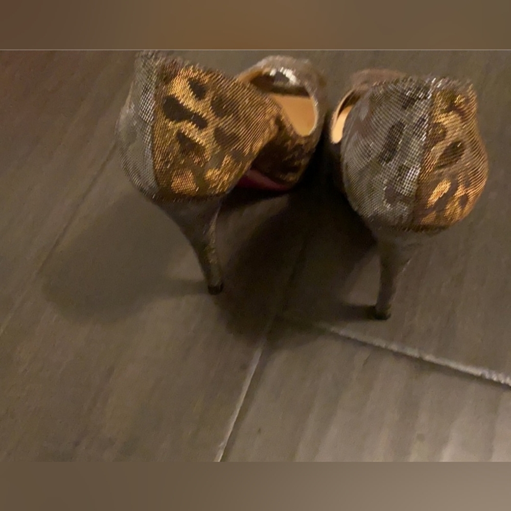 Christian Louboutin Heels Size 38 - Picture 4 of 9